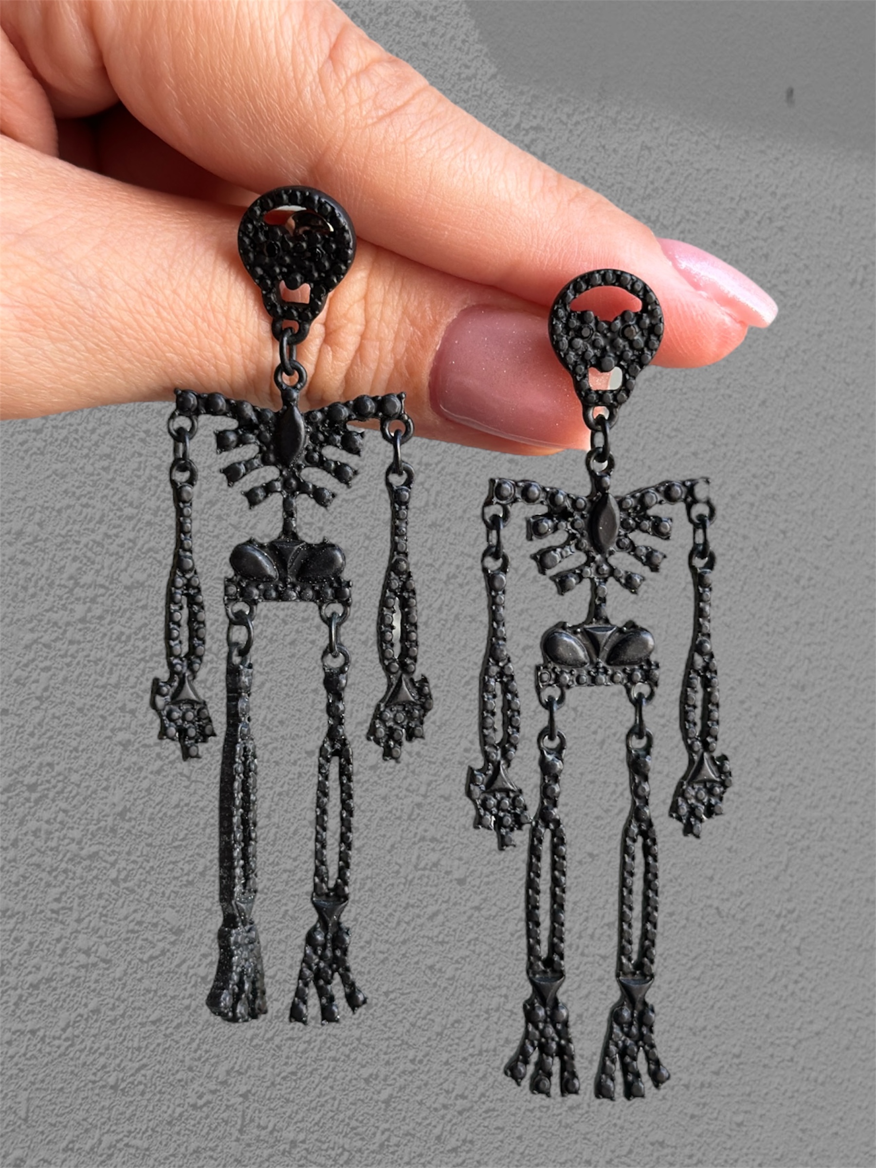گوشواره اسکلتی
